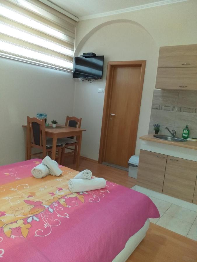 Sun City Apartments Trebin Dış mekan fotoğraf