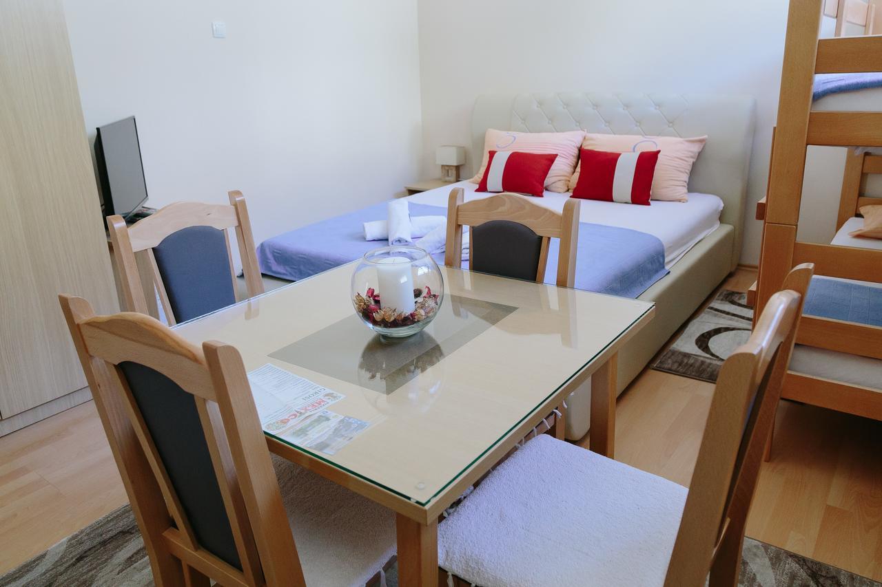 Sun City Apartments Trebin Dış mekan fotoğraf