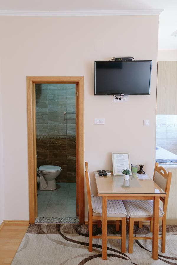 Sun City Apartments Trebin Dış mekan fotoğraf
